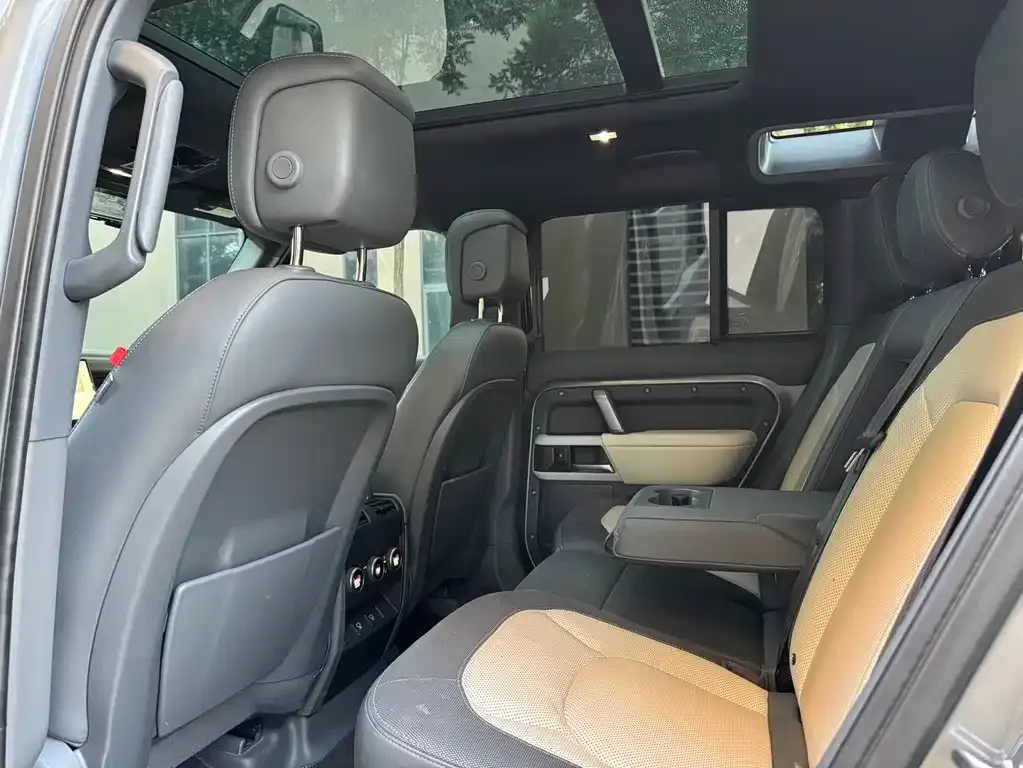 Land Rover Defender 2022 из CN, фото 8