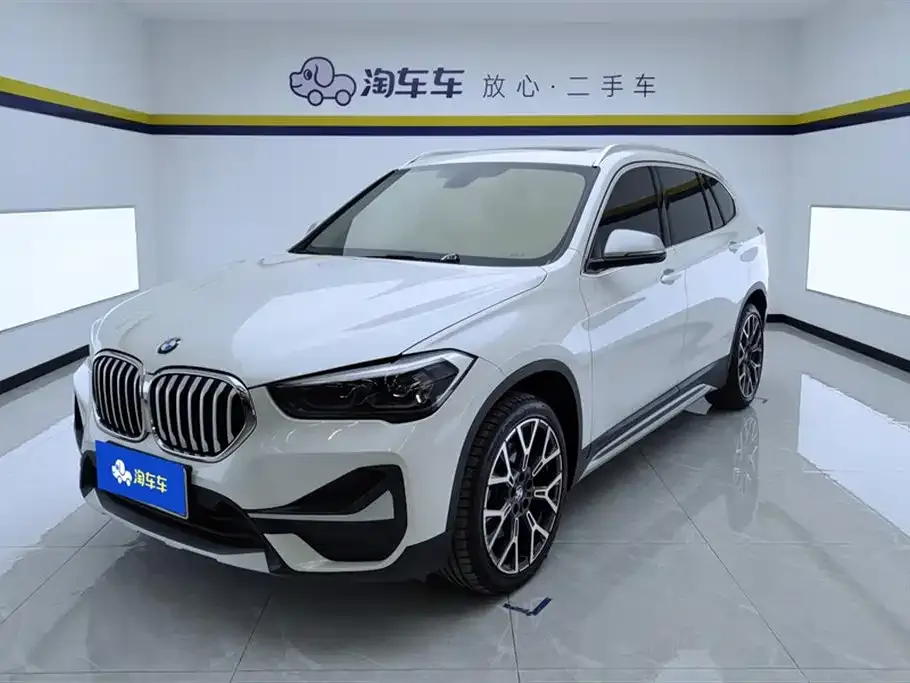 BMW X1 — фото 1