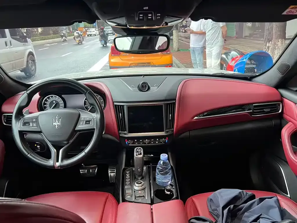 Maserati Levante 2021 из CN, фото 2