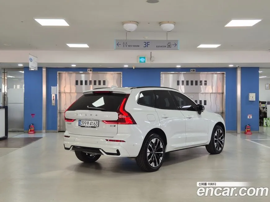 Volvo XC60 2026 из KR, фото 3