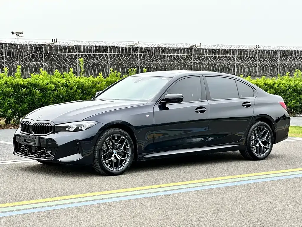 BMW 3 Series — фото 1