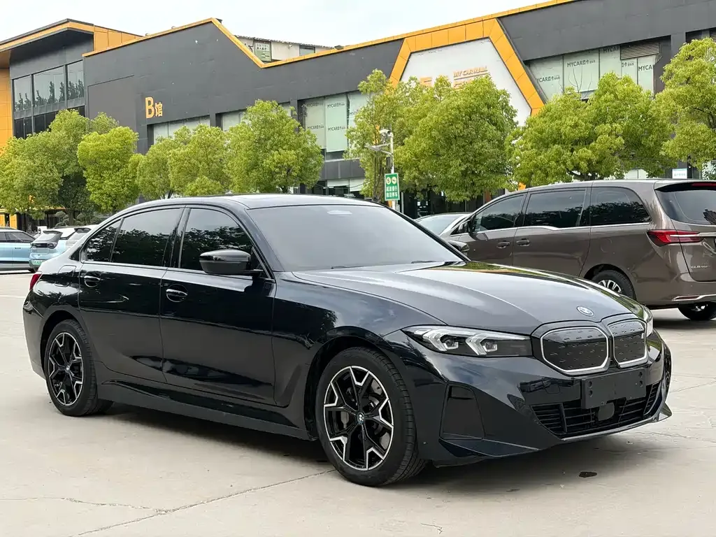 BMW i3 — фото 3