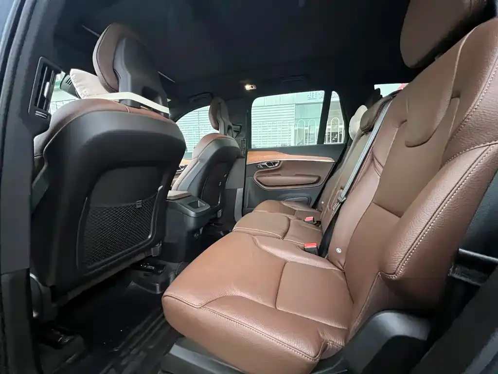 Volvo XC90 2021 из CN, фото 3