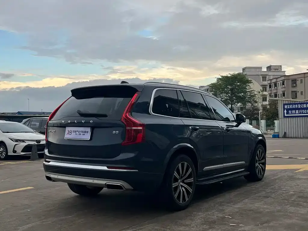 Volvo XC90 2021 из CN, фото 8