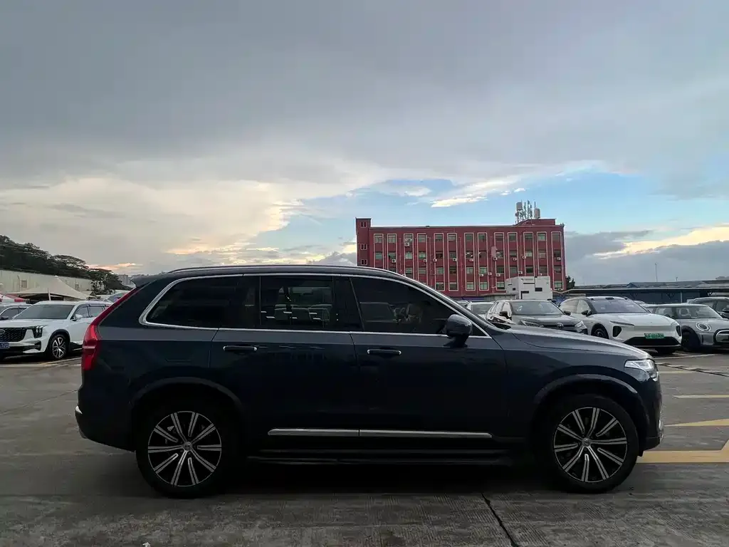 Volvo XC90 2021 из CN, фото 4