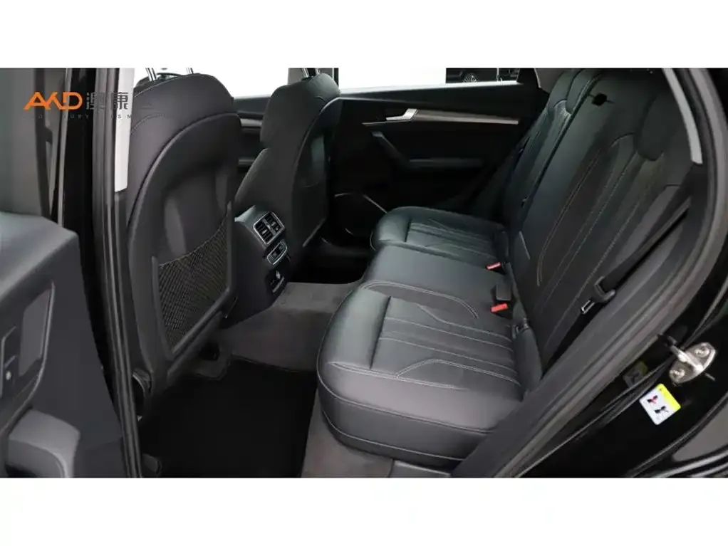Audi Q5L 2022 из CN, фото 9