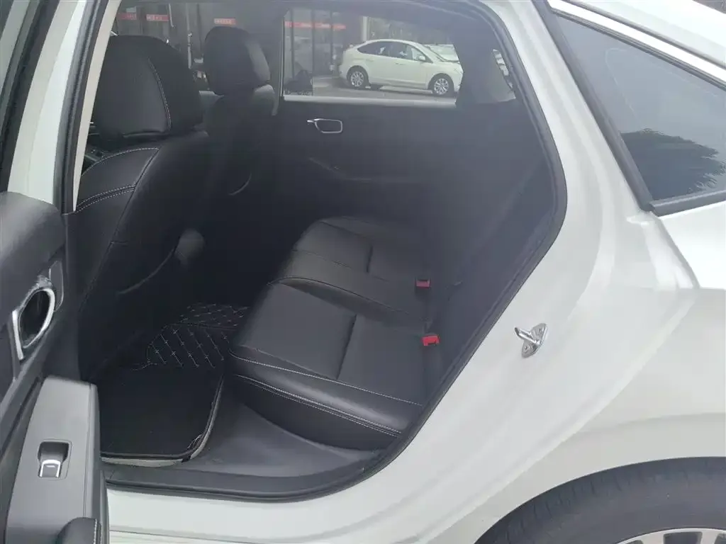 Honda Civic — фото 5