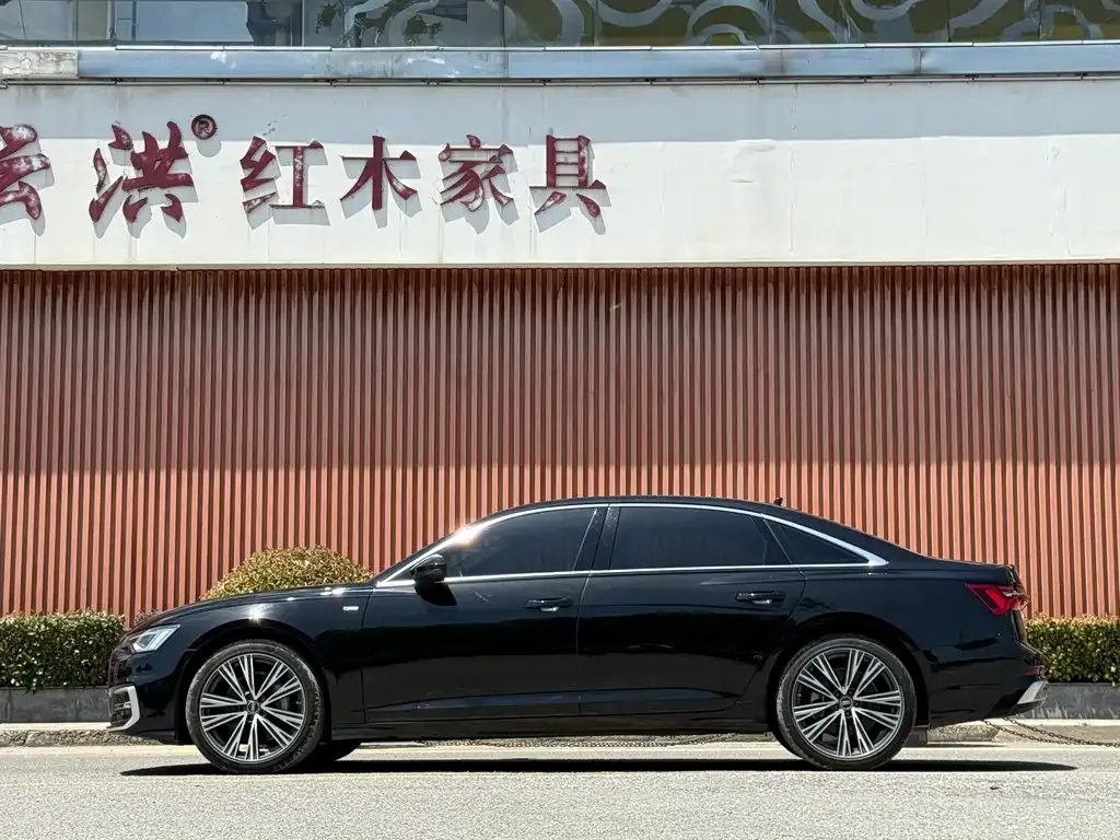 Audi A6L — фото 7