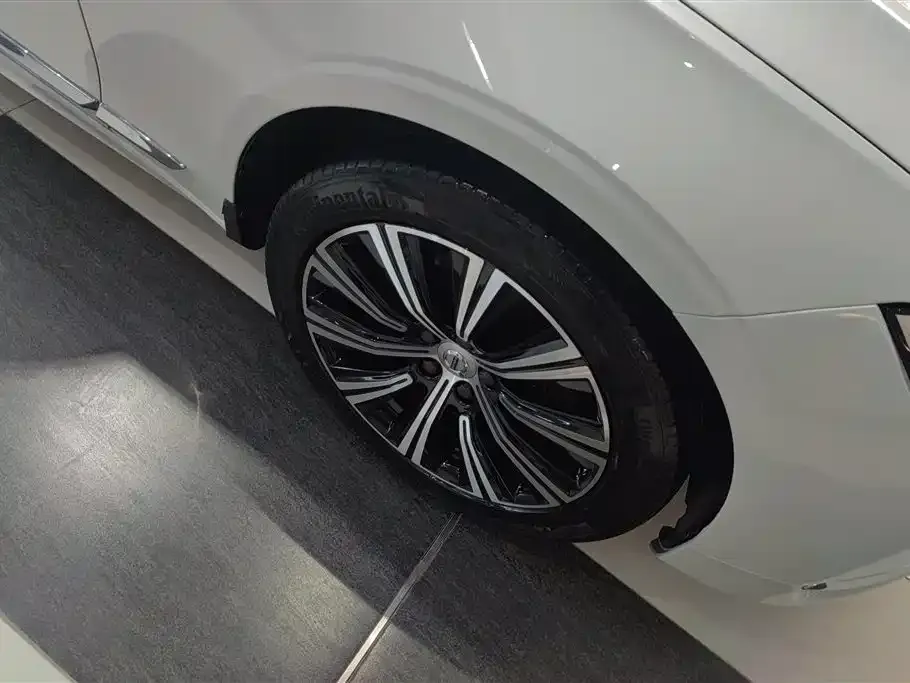 Volvo S90 — фото 4