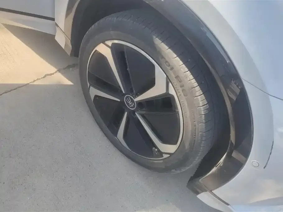 BYD L EV 2025 из CN, фото 8
