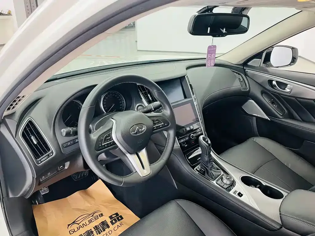 Infiniti Q50L 2023 из CN, фото 10