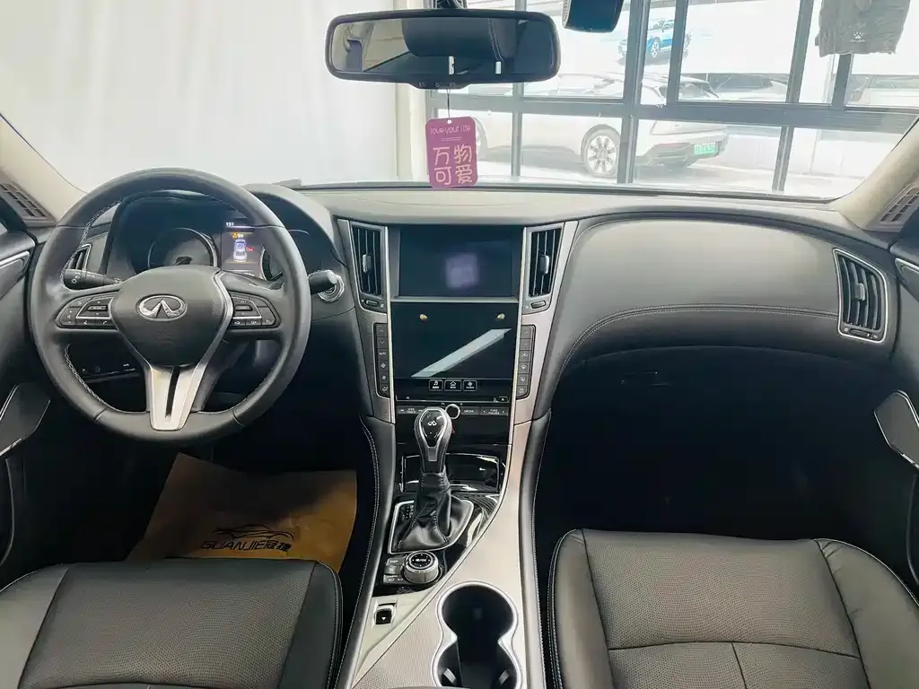 Infiniti Q50L 2023 из CN, фото 3