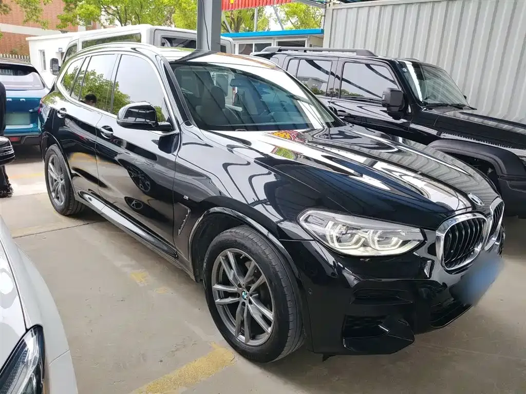 BMW X3 — фото 9