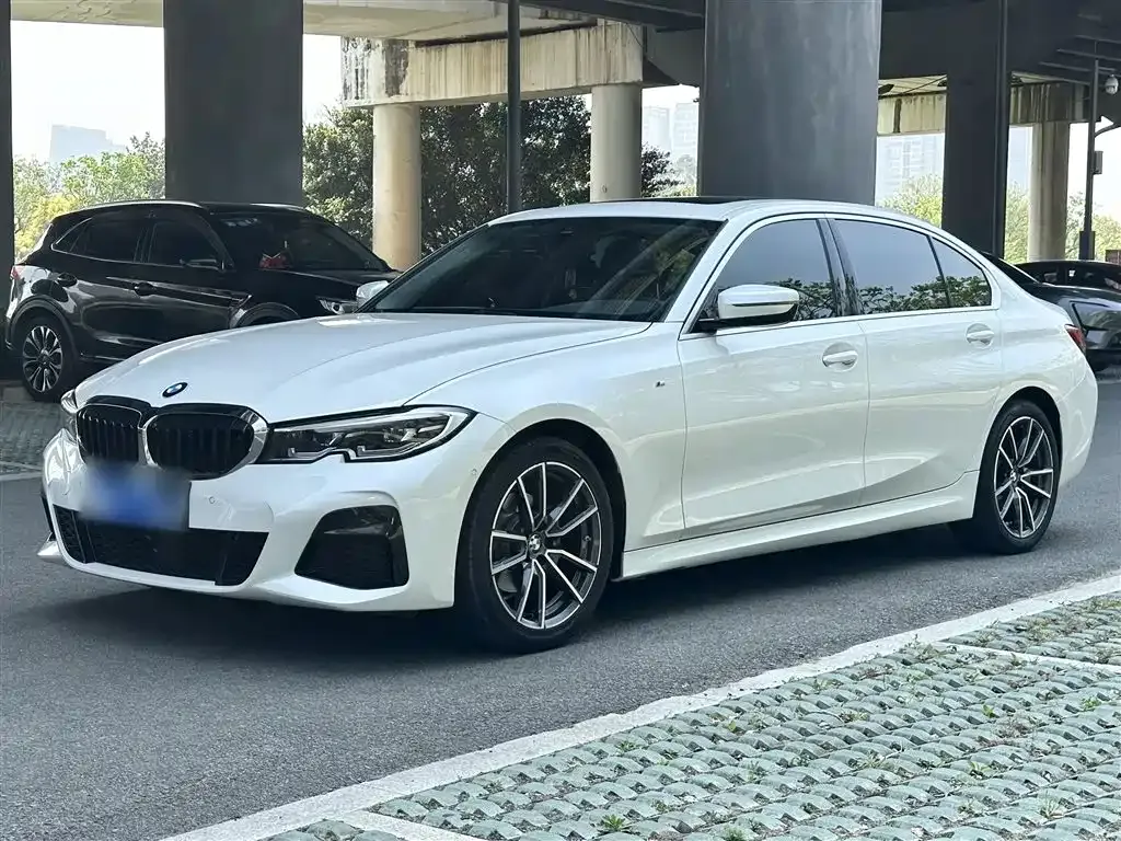 BMW 3 Series — фото 1