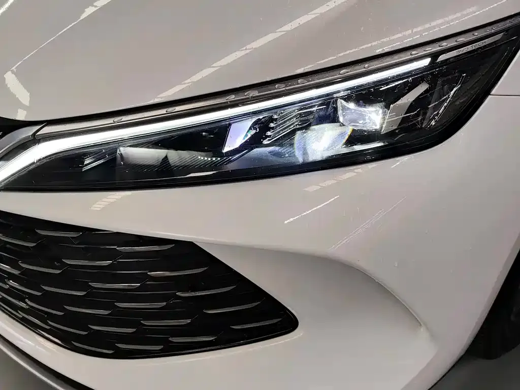BYD Qin L — фото 10