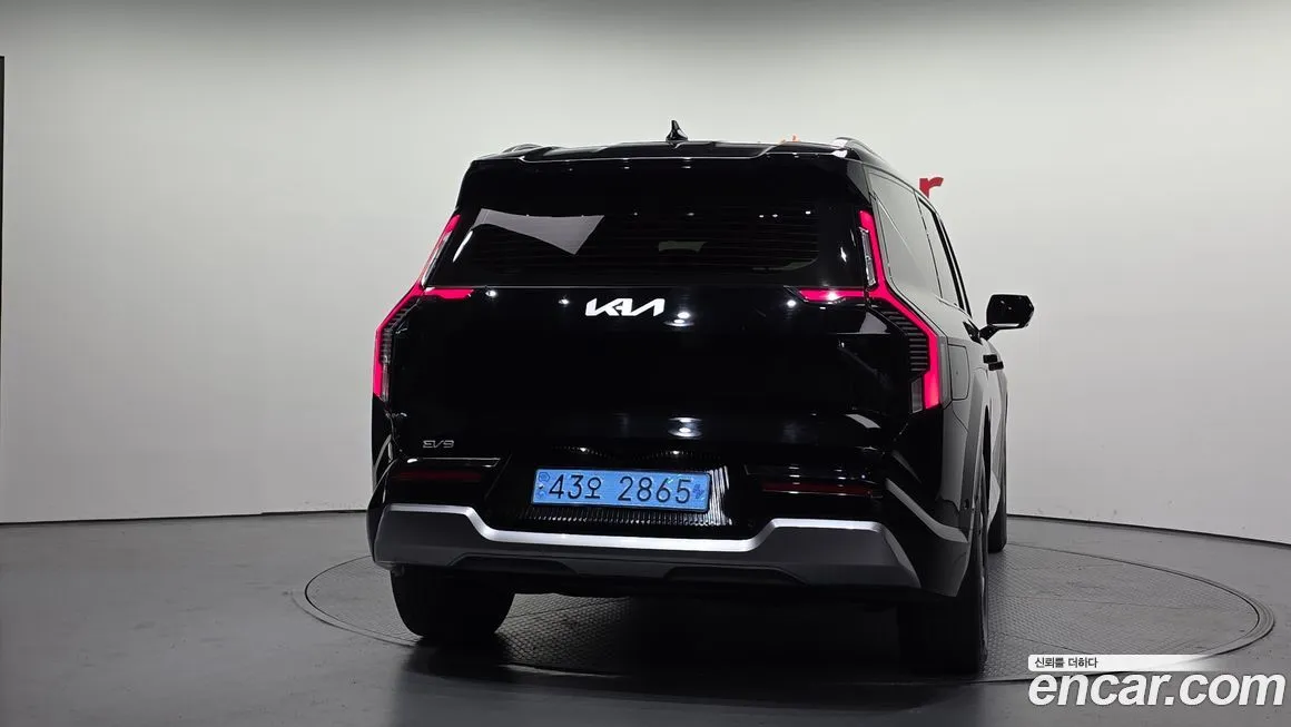 Kia EV9 2024 из KR, фото 3