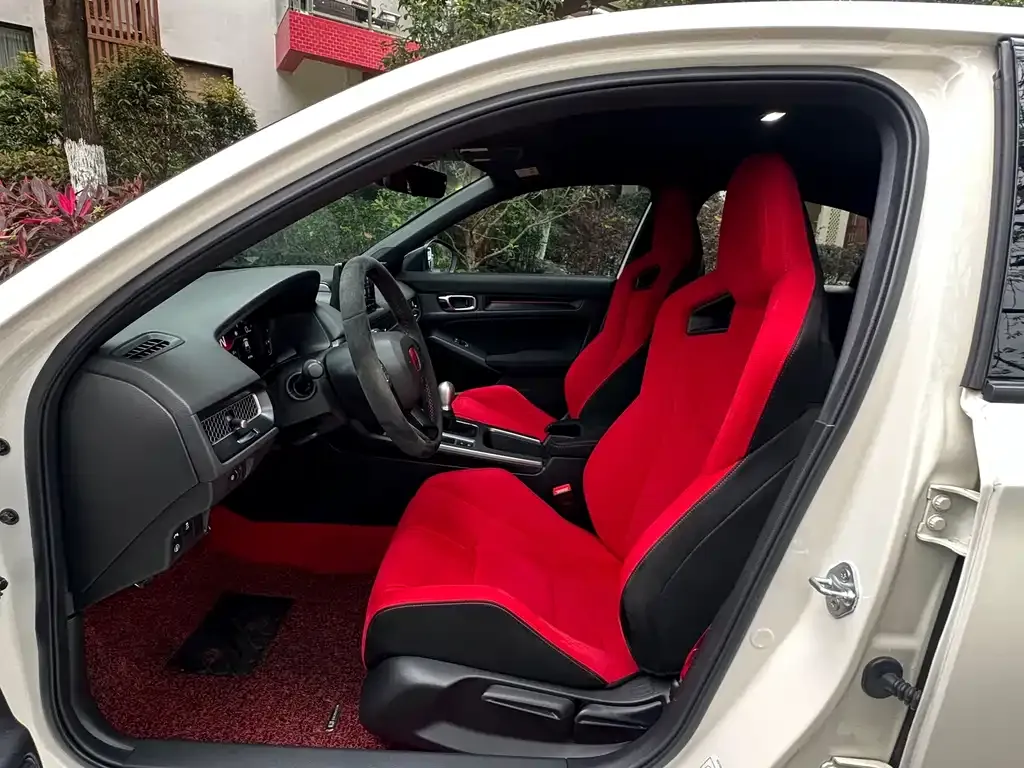 Honda Civic (Import) 2023 из CN, фото 2