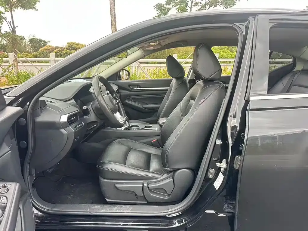 Nissan Teana 2021 из CN, фото 2