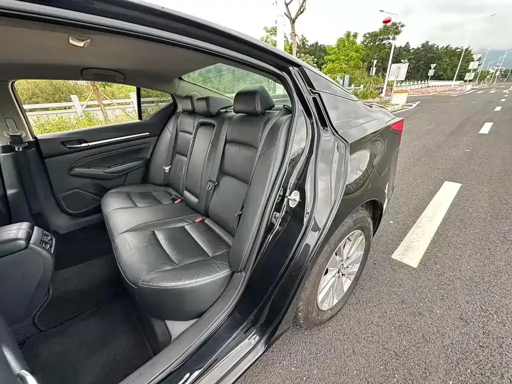 Nissan Teana 2021 из CN, фото 6
