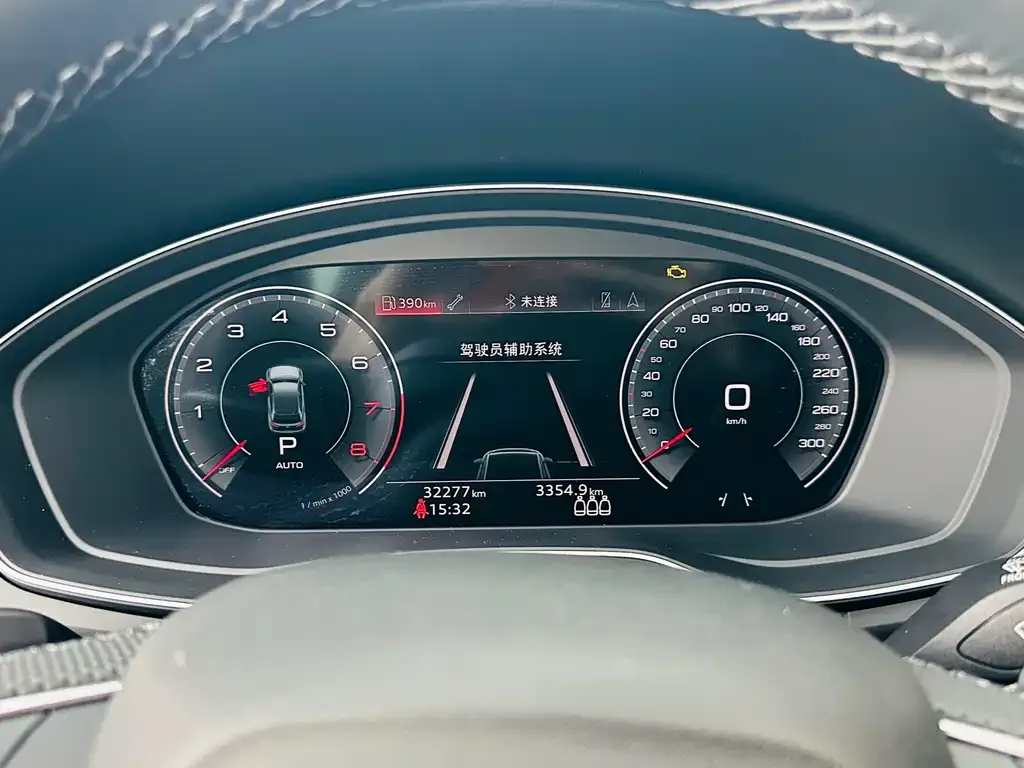 Audi Q5L 2024 из CN, фото 2