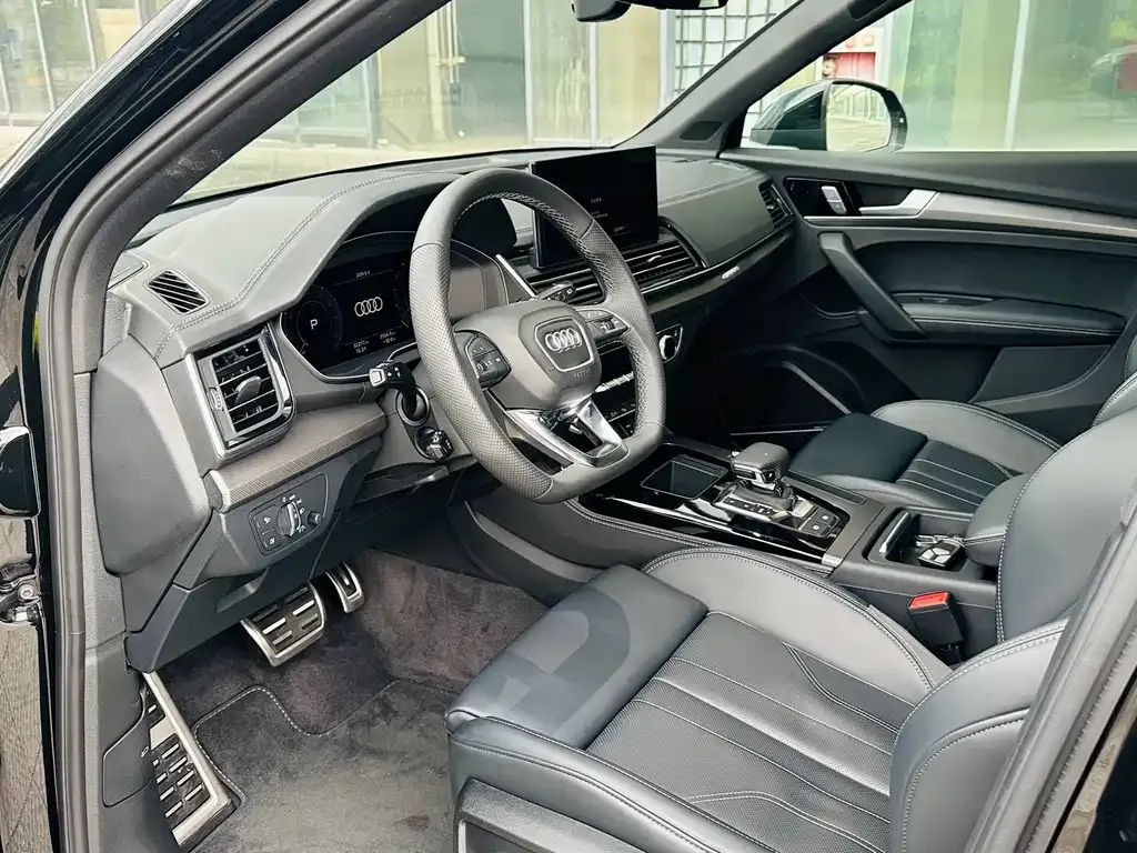 Audi Q5L 2024 из CN, фото 3