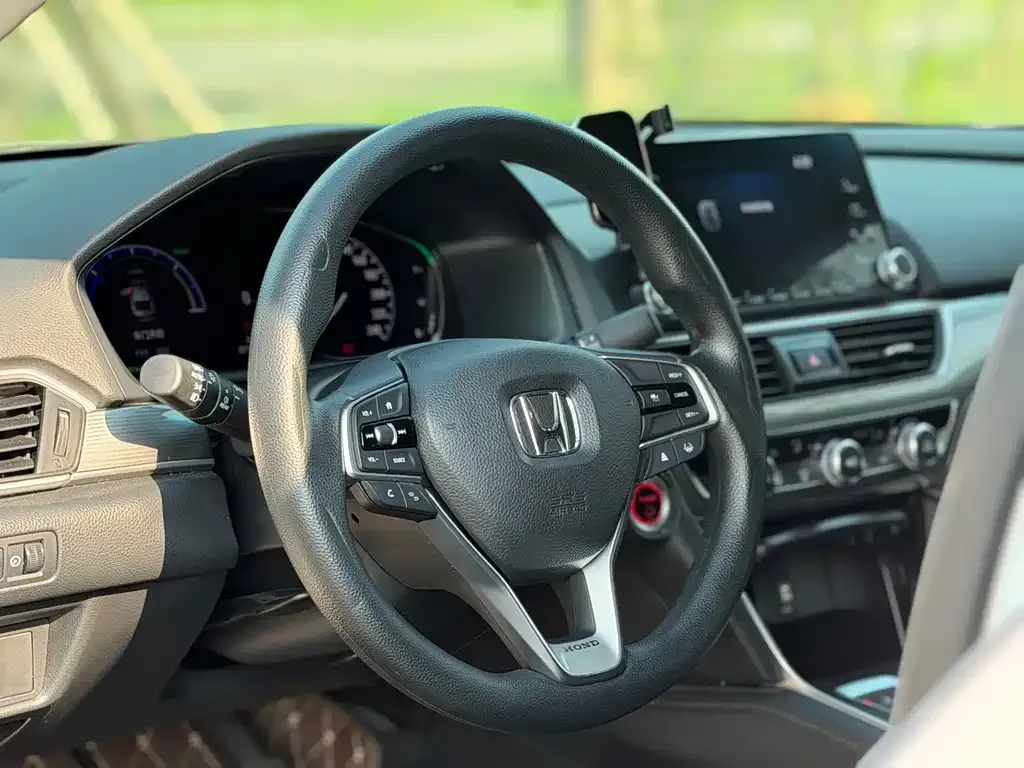 Honda Accord — фото 6