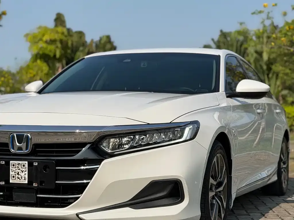 Honda Accord — фото 5