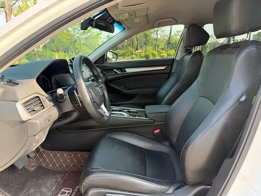 Honda Accord — фото 3