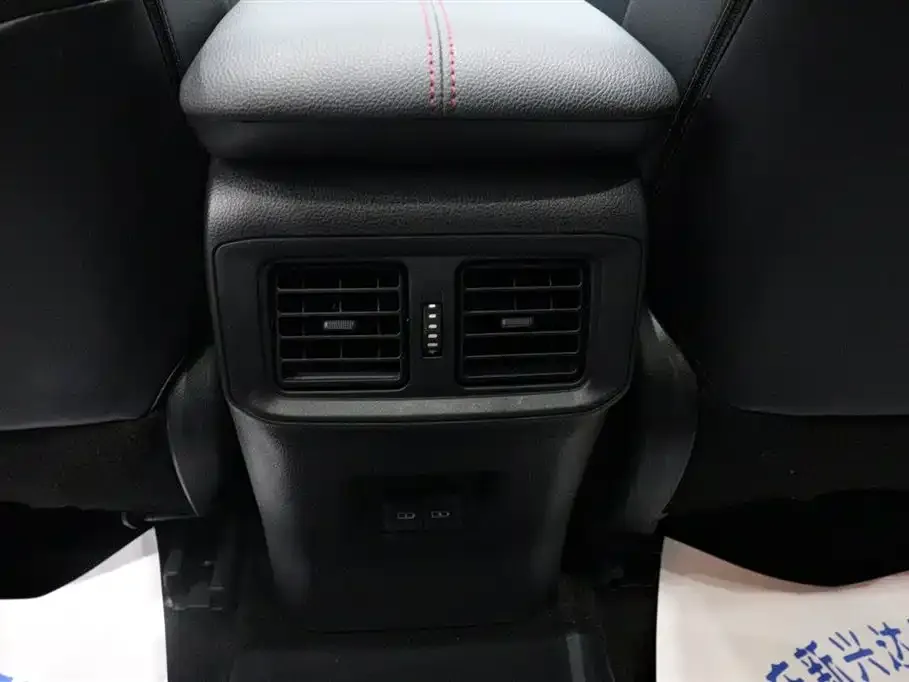 Toyota Wildlander New Energy 2022 из CN, фото 4