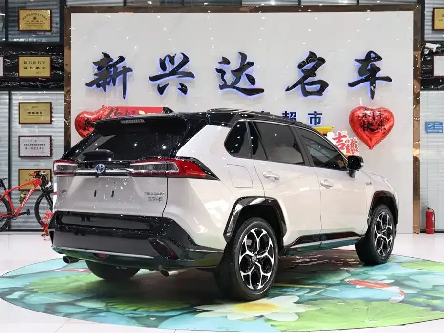 Toyota Wildlander New Energy 2022 из CN, фото 7