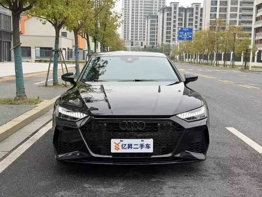 Audi A7L — фото 9