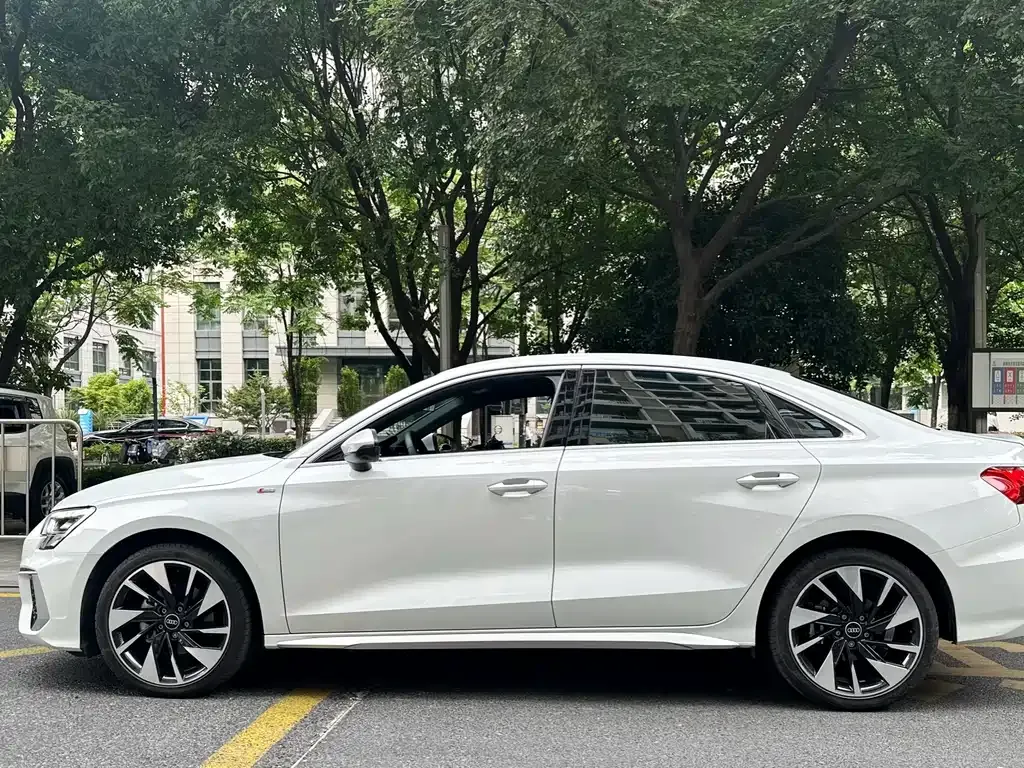 Audi A3 — фото 5