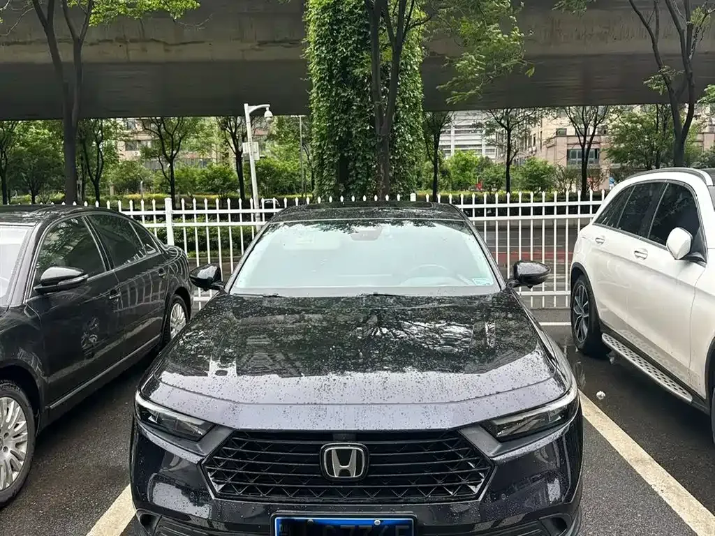 Honda Accord — фото 6