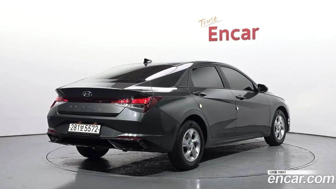 Hyundai AVANTE — фото 6