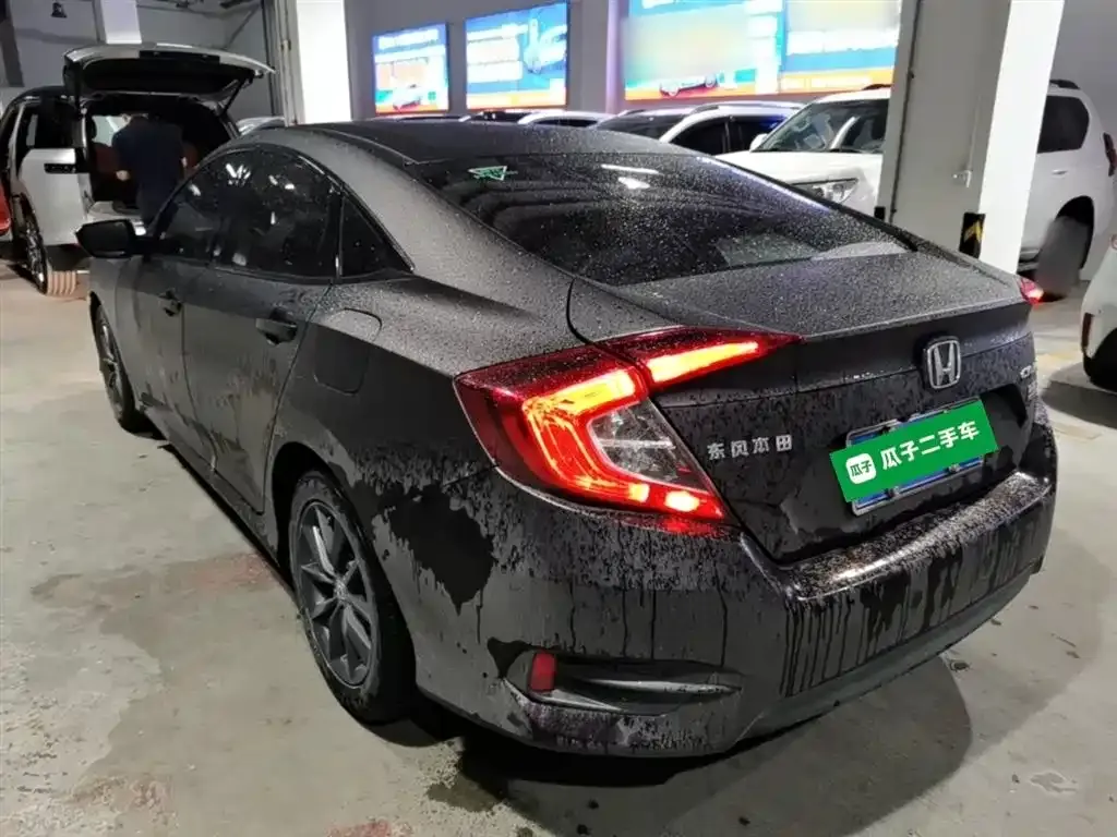 Honda Civic — фото 5