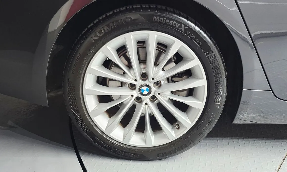 BMW 5-Series 2021 из KR, фото 6