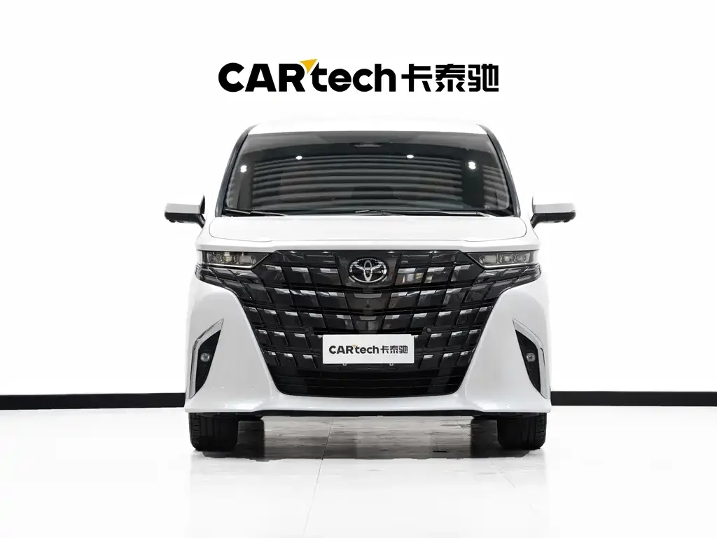 Toyota Alphard — фото 4