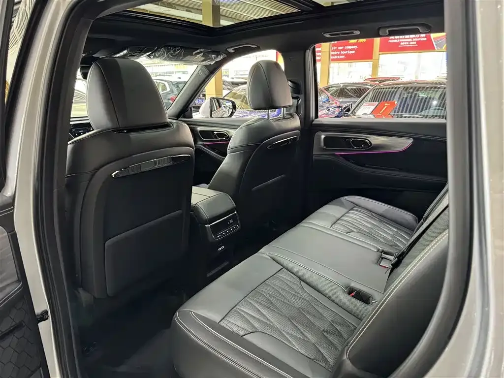 GAC Motor Trumpchi GS8 — фото 8