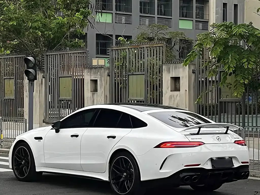 Mercedes-Benz AMG GT — фото 4