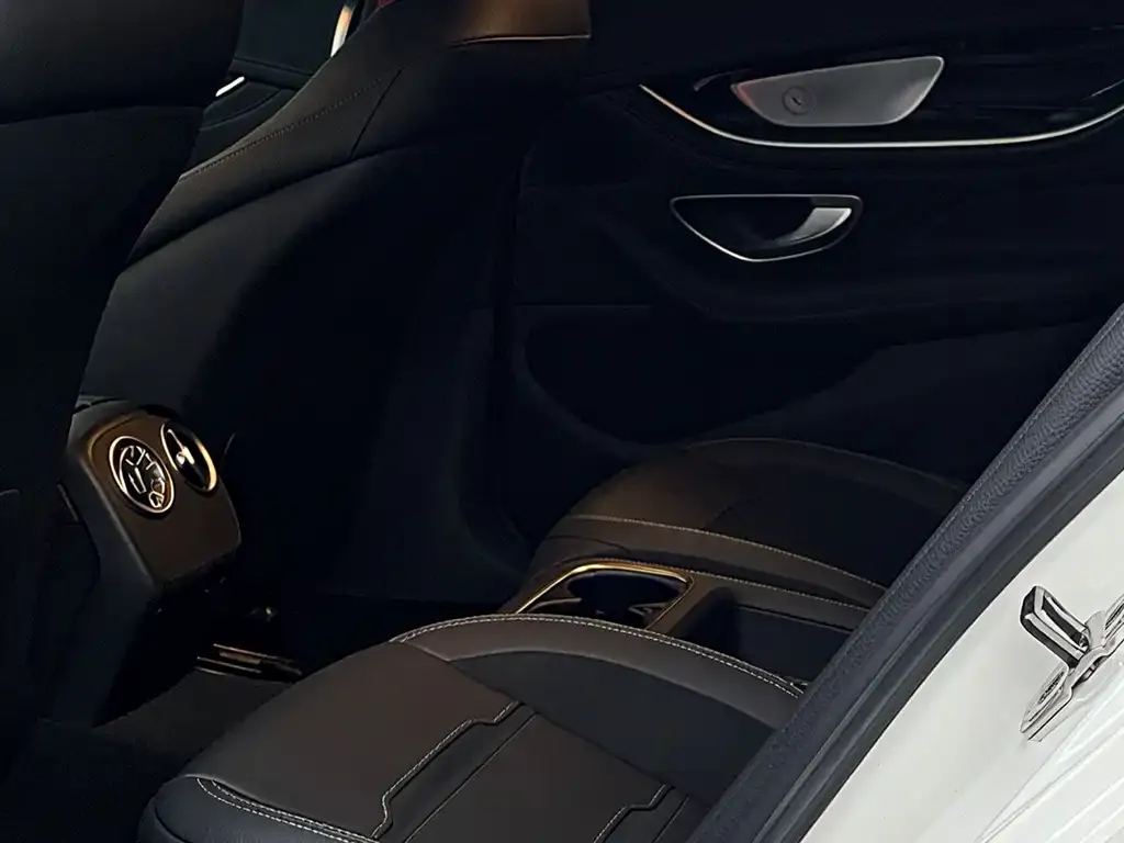 Mercedes-Benz AMG GT — фото 2