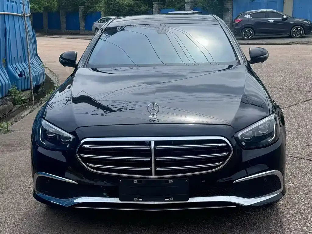 Mercedes-Benz E-Class 2023 из CN, фото 8