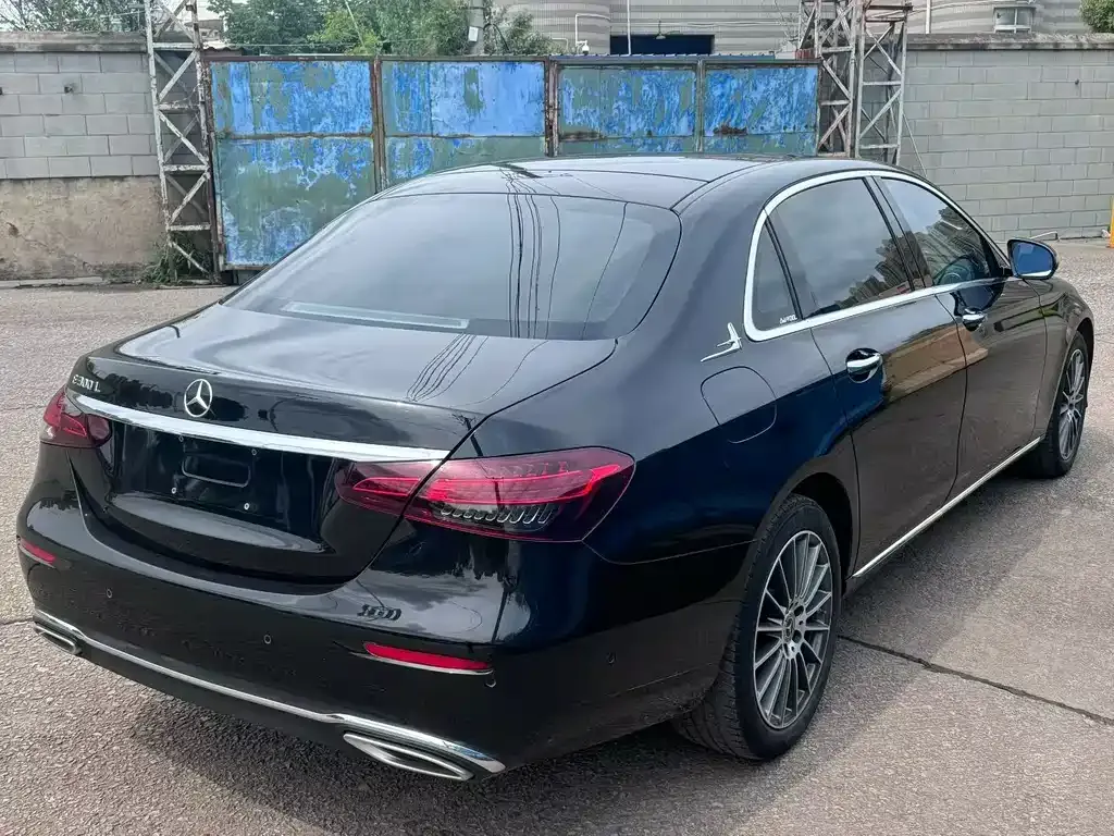 Mercedes-Benz E-Class 2023 из CN, фото 9
