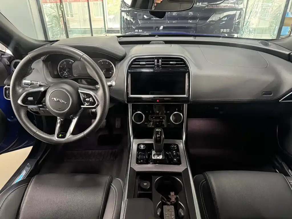 Jaguar XEL 2021 из CN, фото 4