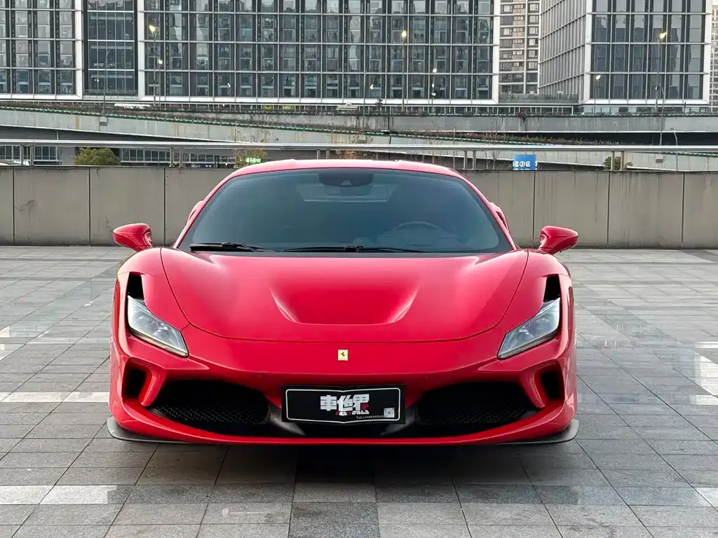 Ferrari F8 — фото 8