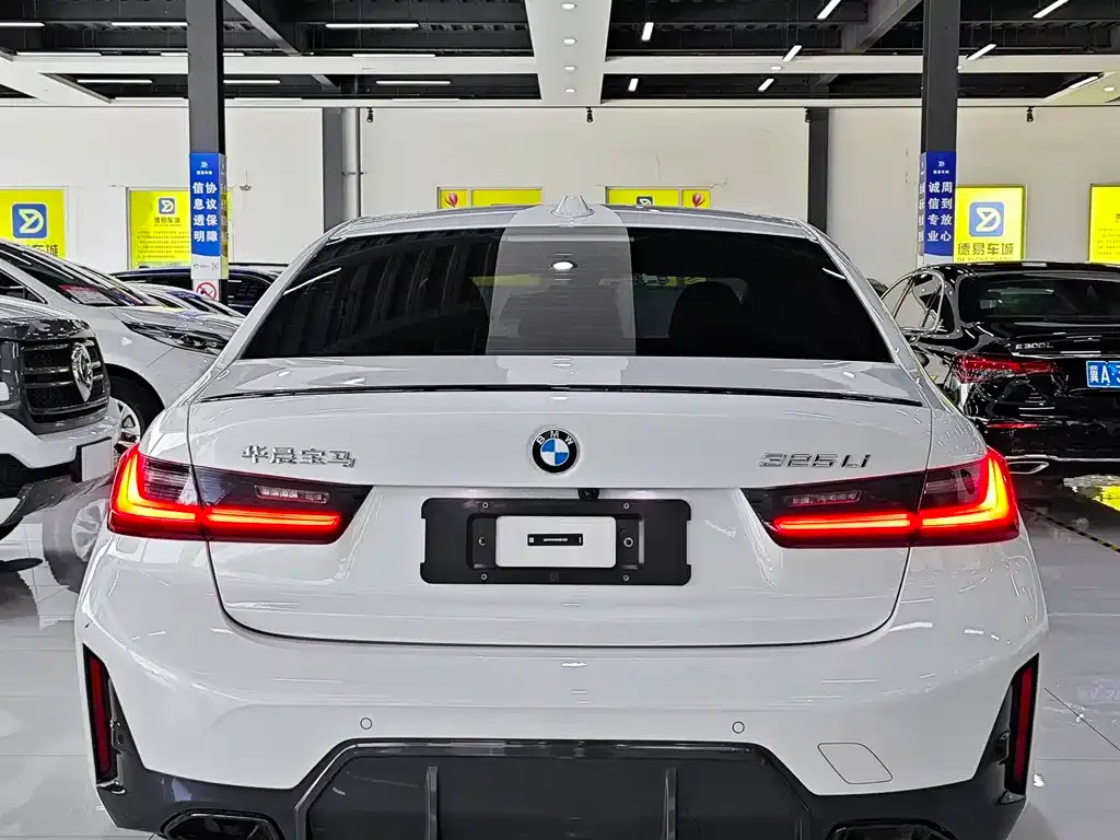BMW 3 Series — фото 4