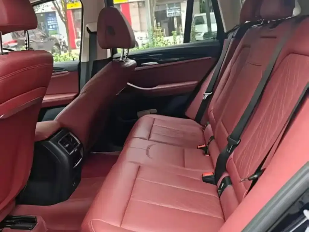 BMW iX3 2023 из CN, фото 2