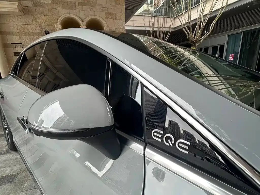 Mercedes-Benz EQE 2023 из CN, фото 2