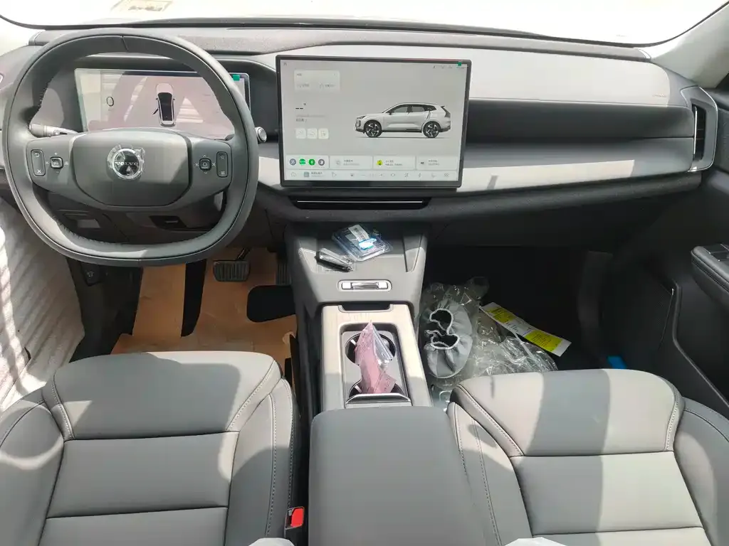 Volvo XC70 Plug-in Hybrid 2026 из CN, фото 3
