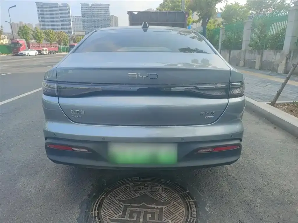 BYD Seal 05 DM-i — фото 9