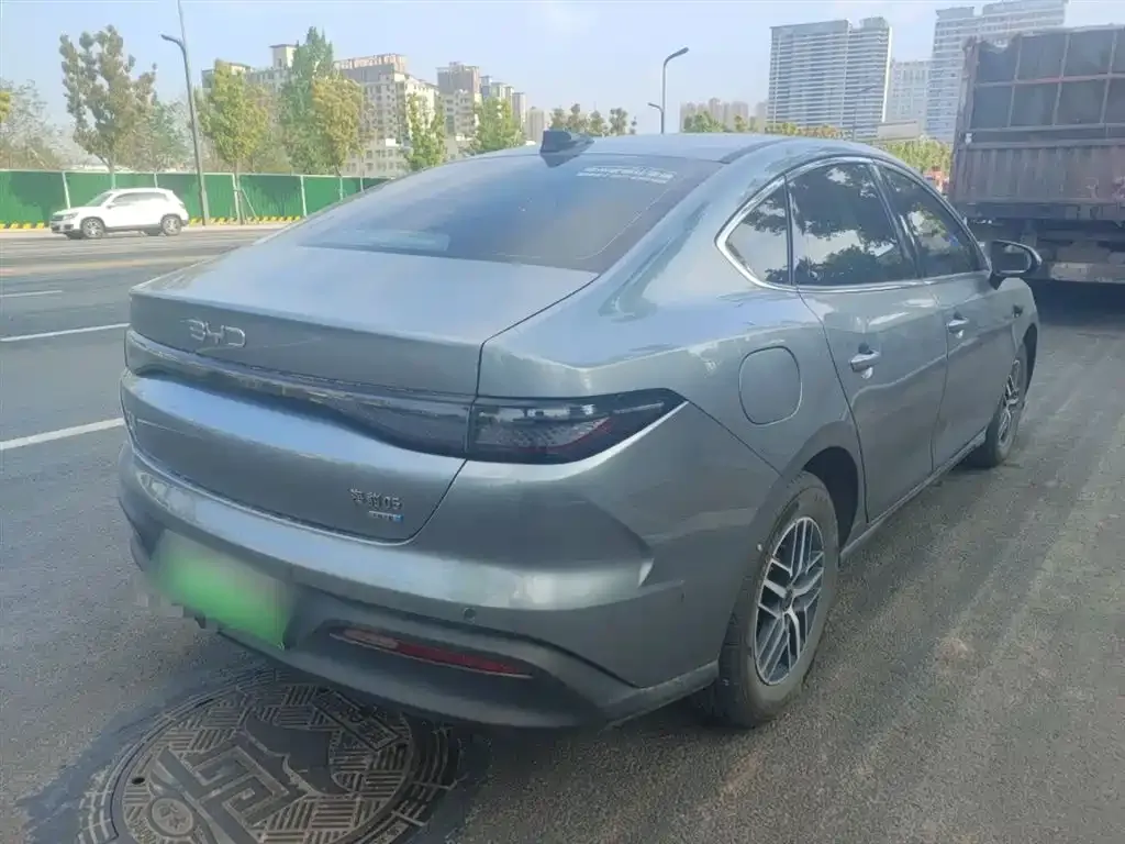 BYD Seal 05 DM-i — фото 5
